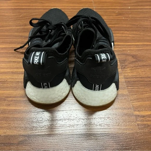 Adidas NMD R1 Size 7.5 - Picture 2 of 3